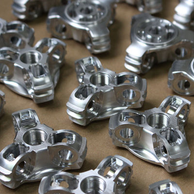 Precyzyjna obróbka CNC i toczenie części Aluminium 6061 Materiał