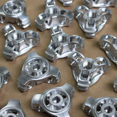 Stop aluminium 6061 Precyzyjne części CNC 0,01 mm Tolerancja Precyzja OEM