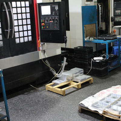 Gwintowanie Anodowanie Frezowanie CNC Części metalowe Materiały aluminiowe Szybkie prototypowanie