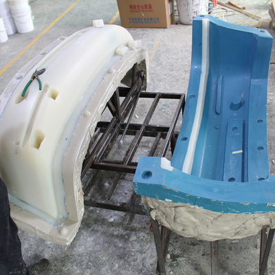 Plastikowe części samochodowe Reaction Formowanie wtryskowe RIM Prototypy o małej objętości do produkcji